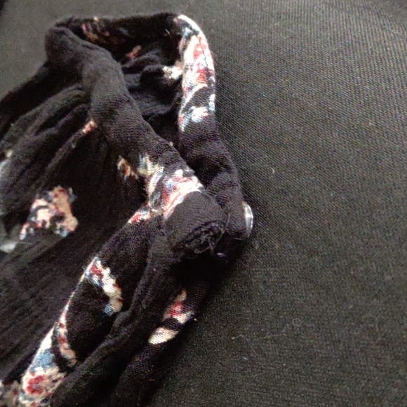 Medium Multicolor And Black Paisley Blouse Top - Picture 14 of 17